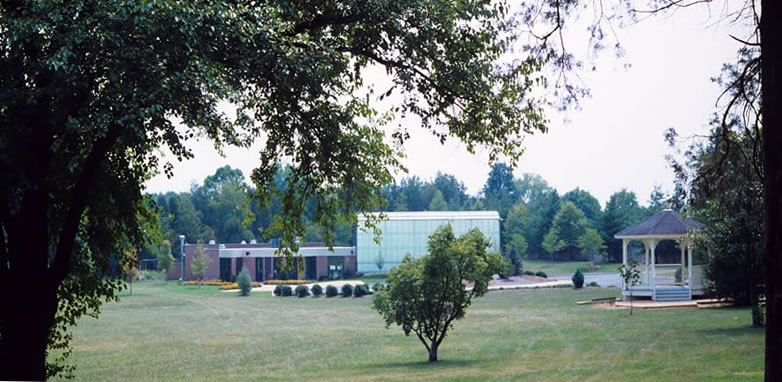 hort-center-80s-02