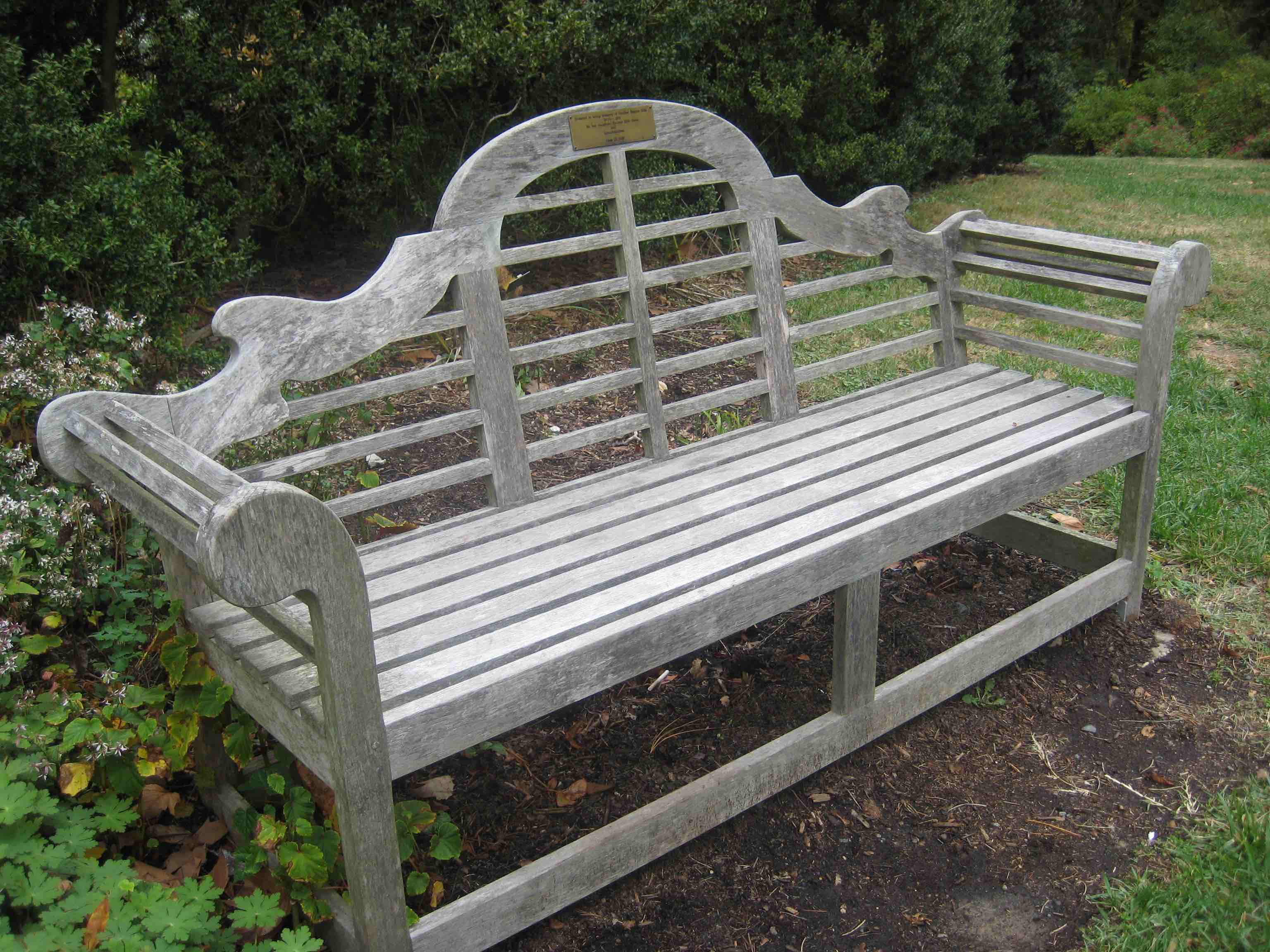 wooden-bench